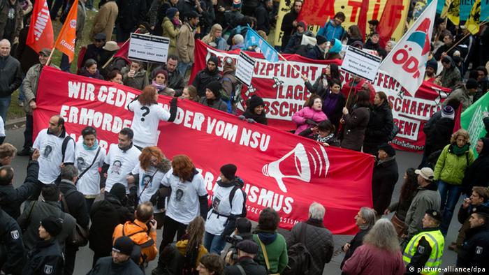 Jahrestag Aufdeckung NSU Mordserie Demonstration Protest OVERLAYFÄHIG