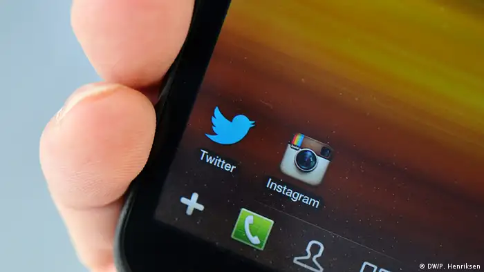 Twitter Instagram App auf Smartphone Internet
