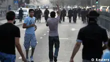 巴林反政府游行遭暴力驱散