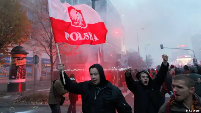 Polen Rechtsextremisten beim Nationalfeiertag (Reuters)
