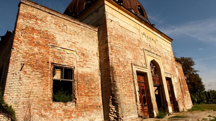 Zeremonienhalle des jüdischen Friedhofs in Czernowitz (Foto: DW/Birgit Görtz)