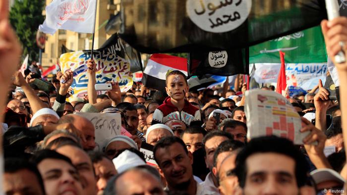 Islamisten in Ägypten protestieren (Foto: Reuters)