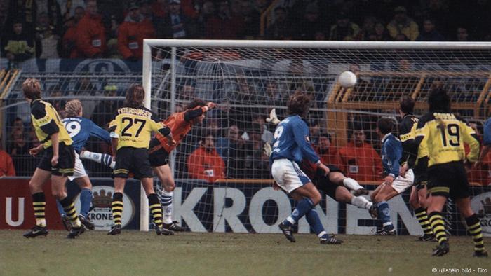 Jens Lehmann Kopfballtor 1997 (ullstein bild - Firo)