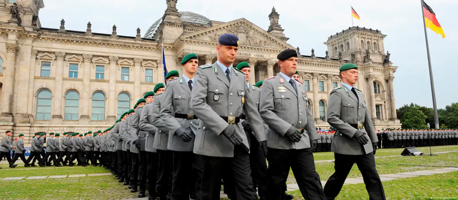 德国军队听命于议会– DW – 2012年11月20日