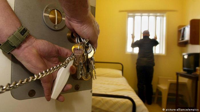 Großbritannien Gefängniszelle im Gefängnis Maghaberry in Nordirland (picture-alliance/empics)