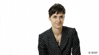 Porträt von Christina Gradl, Expertin am Forschungsinstitut Endeva (Foto: BASF)