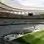 Im Cape Town Stadium wird eine Konzertbühne aufgebaut. (Foto: DW)