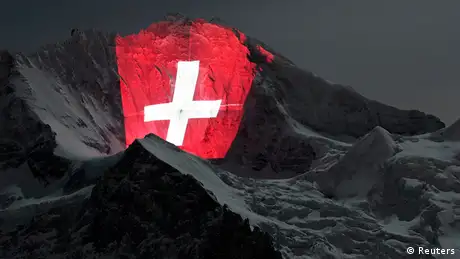Schweiz Jungfraujoch Berg mit Flagge