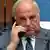 Ex-Kanzler Helmut Kohl telefoniert (archiv: dpa)