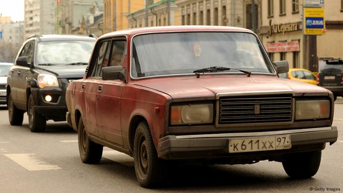 Заплатите там са по-високи и позволяват на заминалите българи да