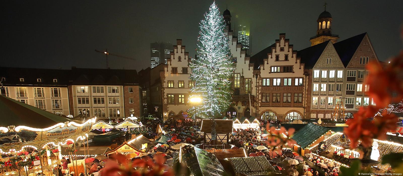 Primeira árvore de Natal da Alemanha surgiu há cerca de cem anos – DW –  21/12/2012