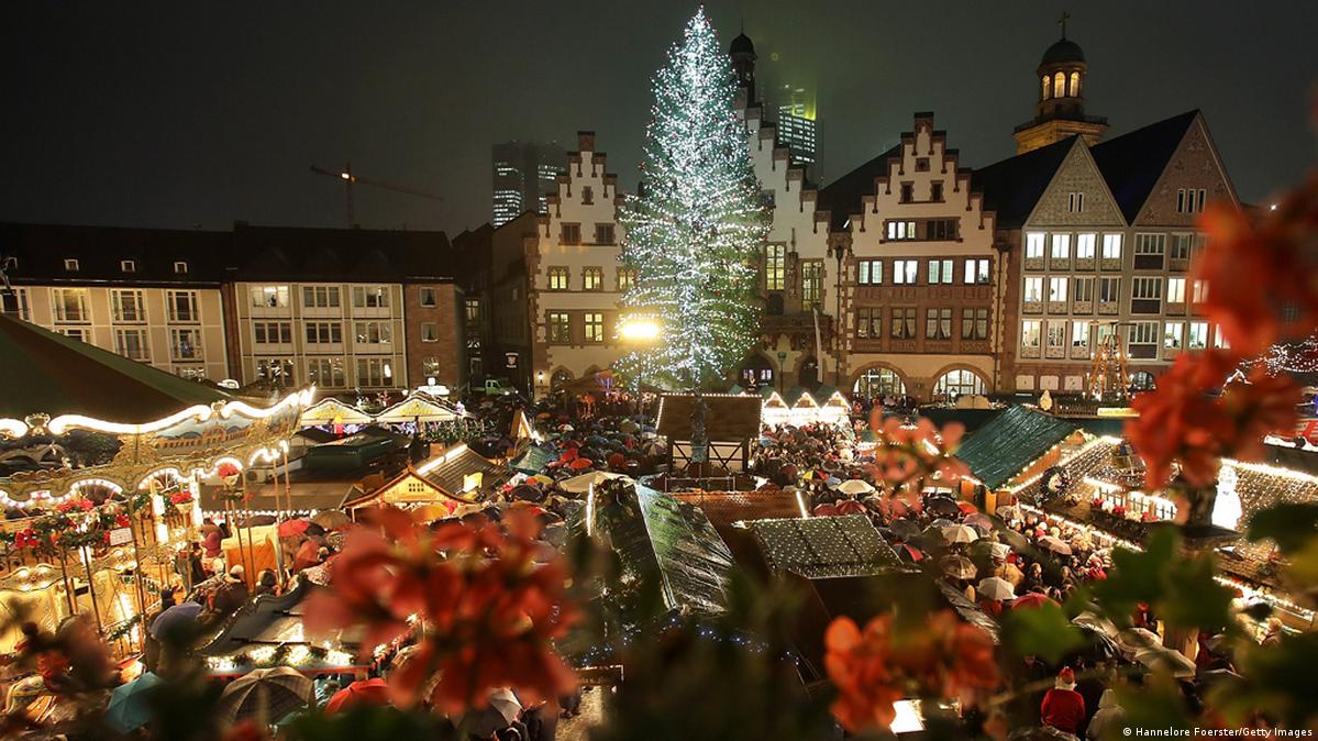 Primeira árvore de Natal da Alemanha surgiu há cerca de cem anos – DW –  21/12/2012