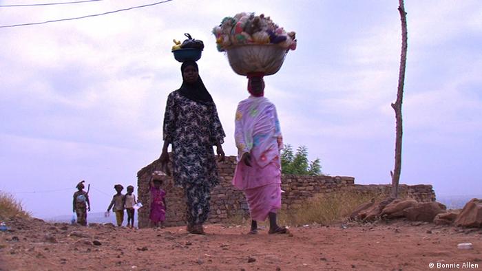 Displaced women from northern Mali in Bamako