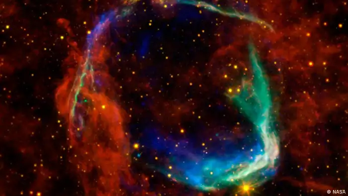 Bildergalerie Schwarze Löcher älteste Supernova 