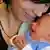 Geburtenrate Deutschland Geburt Baby Säugling Alterspyramide Mutter Kind Mutterschutz