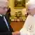 Vatikan Palästinenser Präsident Mahmud Abbas beim Papst Benedikt XVI in Rom
