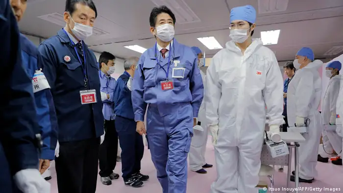 Japan Shinzo Abe besucht Fukushima