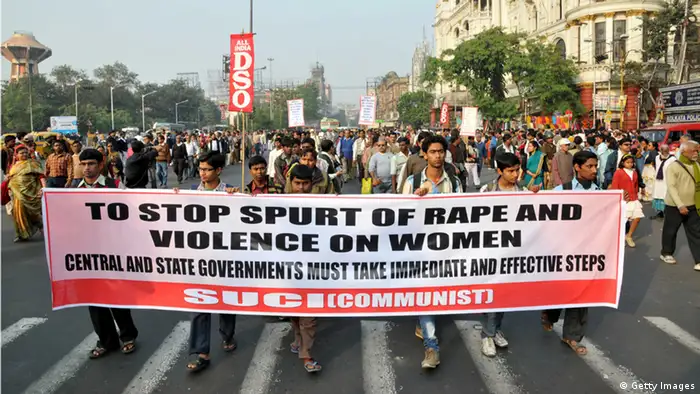 Indien - Proteste nach der Vergewaltigung einer Studentin.