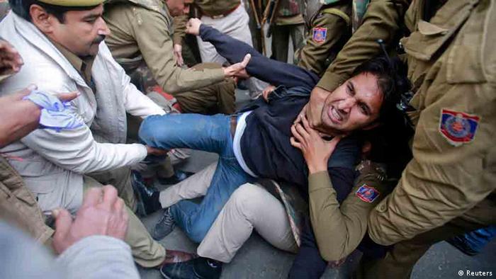 Indien Proteste nach der Vergewaltigung einer Studentin 30. Dez. 2012