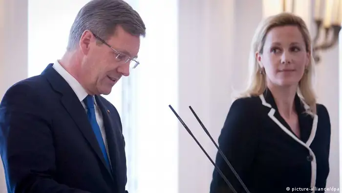 Ex-Bundespräsident Wulff und Ehefrau Bettina trennen sich (picture-alliance/dpa)