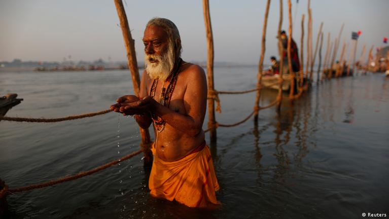 El respeto del Hinduismo por la naturaleza – DW – 09/04/2013