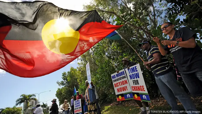 Australien Flagge der Aborigines (Foto: TORSTEN BLACKWOOD/AFP/Getty Images)