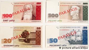 Latvian bank notes (photo: picture alliance/dpa)