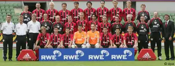 Mannschaftsfoto Saison 2005/06 Bayer Leverkusen