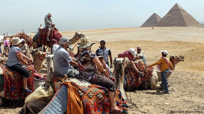El turismo disminuyó en Egipto debido a la incertidumbre política.