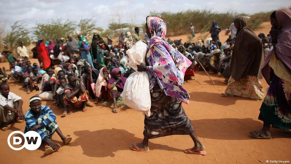 qu-nia-viola-direitos-de-refugiados-somalis-dw-29-05-2013
