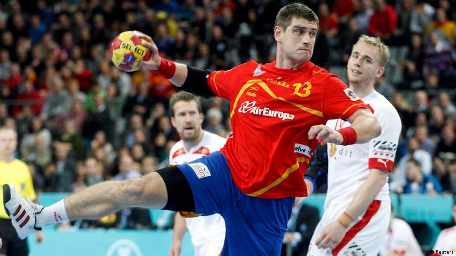 Spain win handball title at home DW 01/27/2013