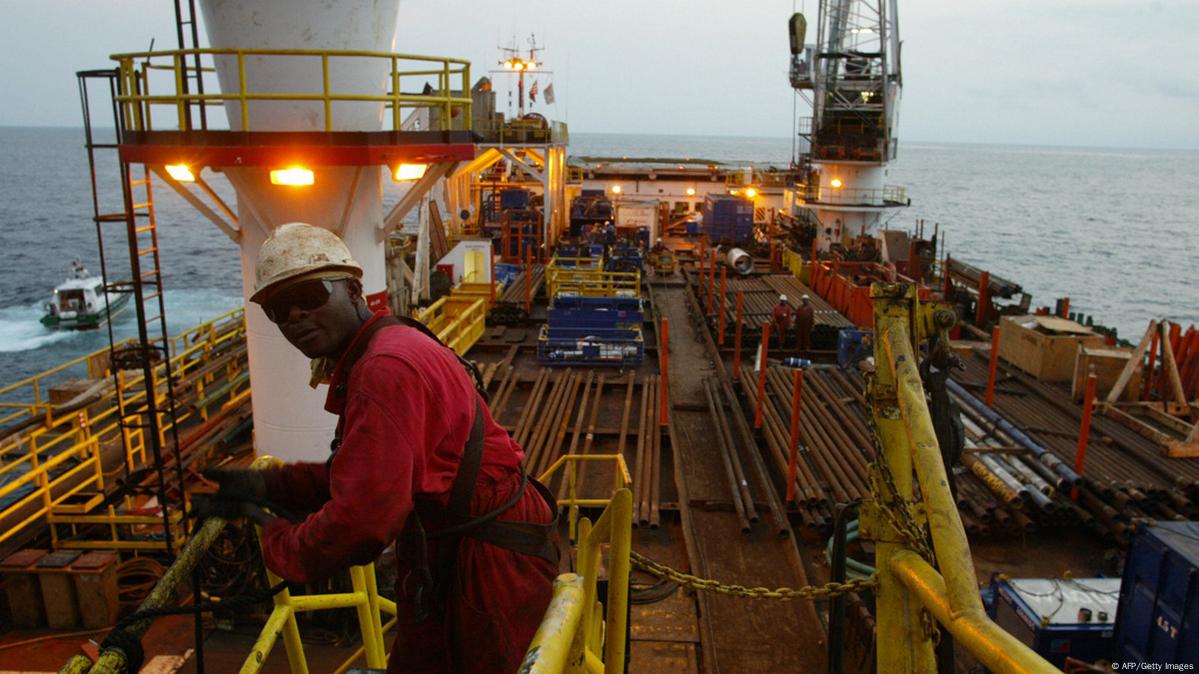Covid-19 e petróleo podem dar xeque-mate a Angola