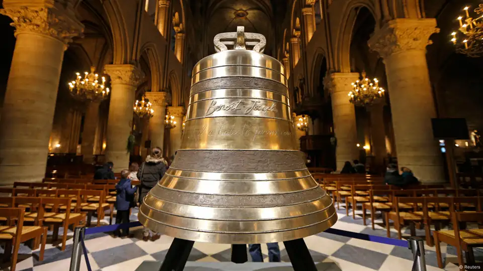 Moderator asks churches and cathedrals to toll bells for Notre Dame
