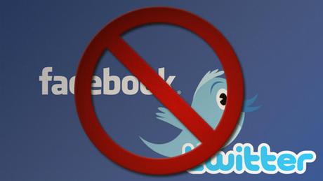 Symbolbild Verbot facebook twitter Flash-Galerie