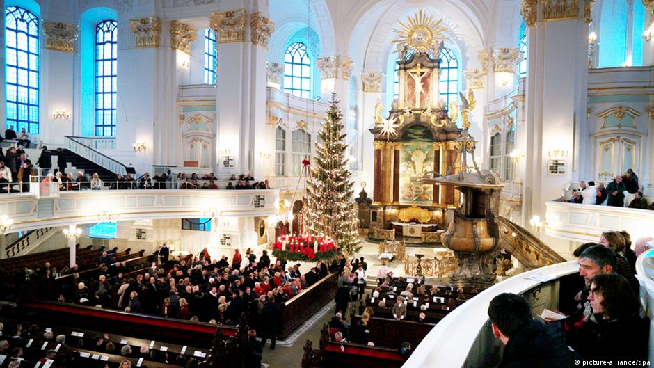 Kirche In Corona Zeiten Das Wird Ein Ganz Anderes Weihnachtsfest Deutschland Dw 23 12 2020