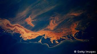 Louisina coast: Oil of Deepwater Horizon on top of the water