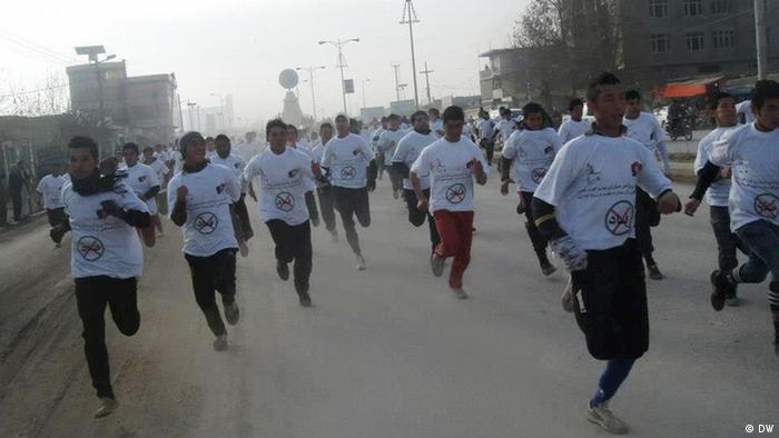 Anti-corruption marathon in Mazar-e Sharif (Photo: Tariq Eqtidari. All rights belong to DW)