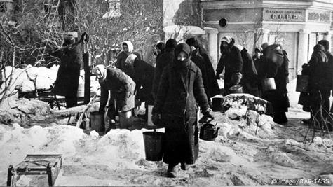 戦争屋の外交術/Warmonger's Diplomacy 70 years since Leningrad Siege – DW – 01/27/2014