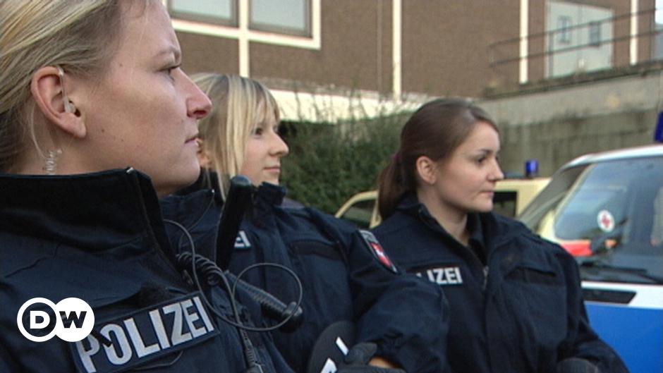 Women in the Police Force – DW – 03/08/2013