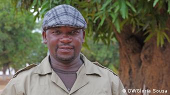 John Mkumbira, da empresa New Forests, ausculta diariamente as preocupações das comunidades onde opera a empresa britânica