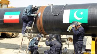 На строительстве газопровода из Ирана в Пакистан