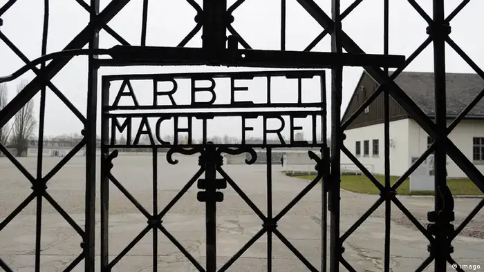 Concentration camp Dachau main entrance gate (imago)