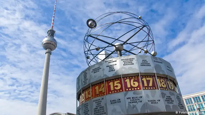 Bildergalerie Bilderrätsel Berlin Alexanderplatz Fernsehturm Weltzeituhr (Fotolia/elxeneize)