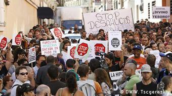 U Madridu su deseci tisuća ljudi protestirali protiv visokih kamata na dugove za nekretnine
