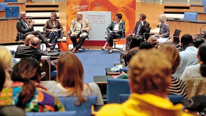 Deutsche Welle Global Media Forum 2012: Panel im Plenarsaal des Bundestags