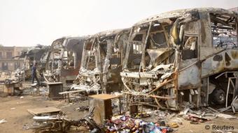 Bombenanschlag auf den Busbahnhof im nigerianschen Kano (Foto: Reuters)
