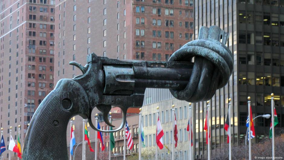 "La non-violence doit être enseignée aux enfants"