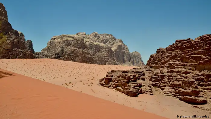 Jordanien Wadi Rum Wüste Reise Tourismus