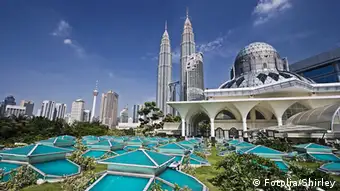 Malaysia Kuala Lumpur Petronas Towers