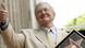 Movie critic Roger Ebert gives the thumbs-up after receiving a star on the Hollywood Walk of Fame in Hollywood in this file photo taken June 23, 2005.REUTERS-- eingestellt von: haz Movie critic Roger Ebert gives the thumbs-up after receiving a star on the Hollywood Walk of Fame in Hollywood in this file photo taken June 23, 2005.REUTERS-- eingestellt von: haz